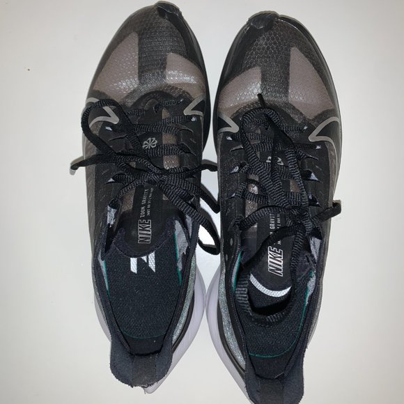 Nike Running Shoes - Picture 3 of 4